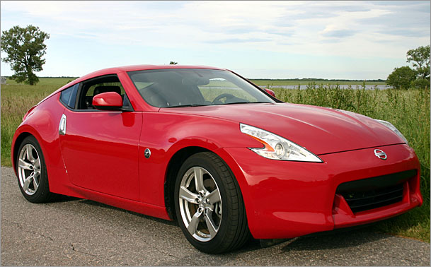 Nissan 370Z-front